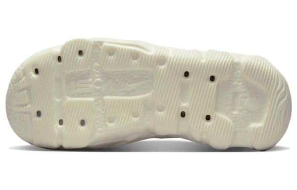 Nike ISPA