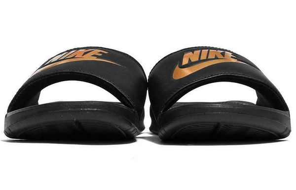 Nike Benassi Slide