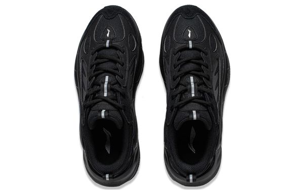 Li-Ning -/