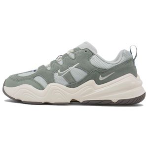 Nike Tech Hera