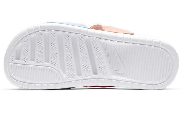 Nike Benassi