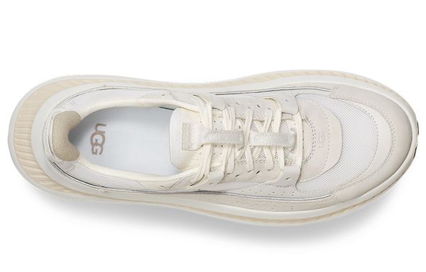 UGG CA805