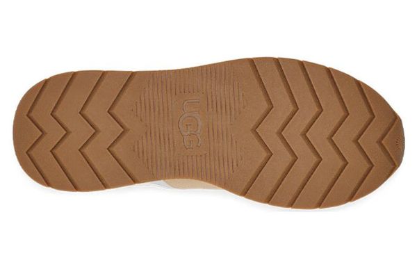 UGG ()