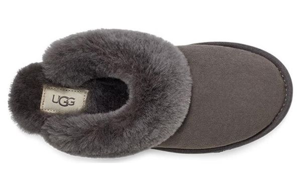 UGG