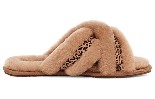 UGG