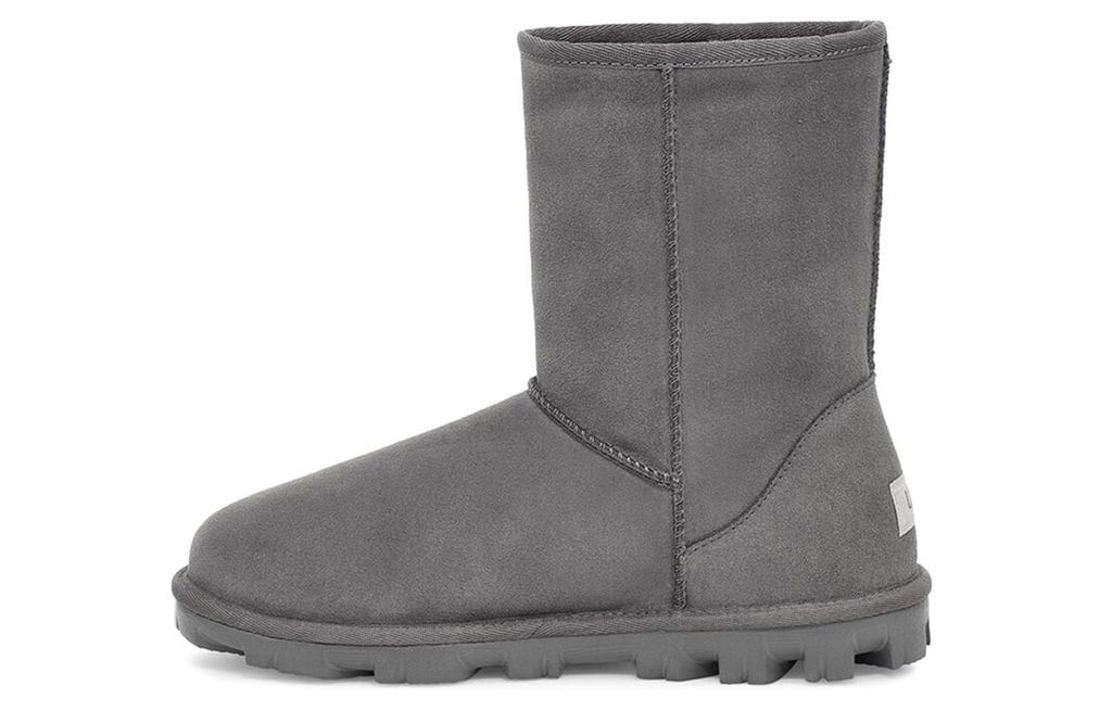 UGG Essential