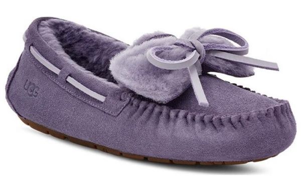 UGG DAKOTA