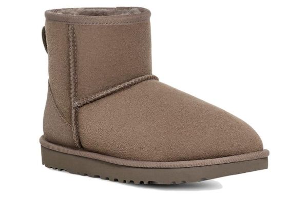 UGG