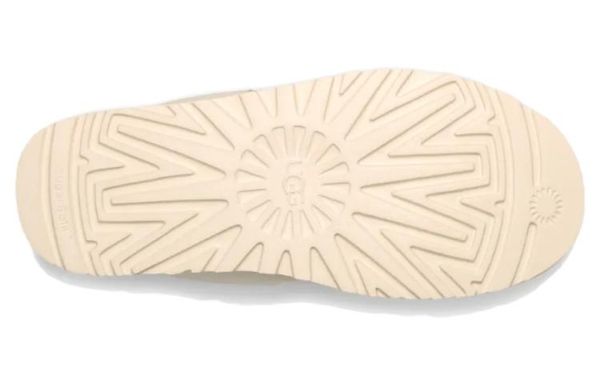 UGG Neumel