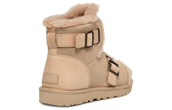 UGG