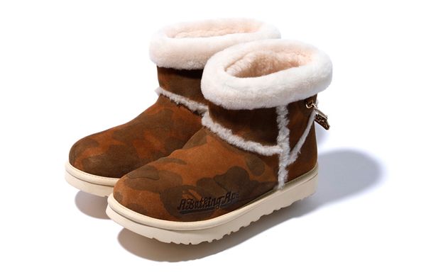 UGG CLASSIC MINI