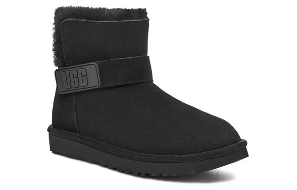 UGG