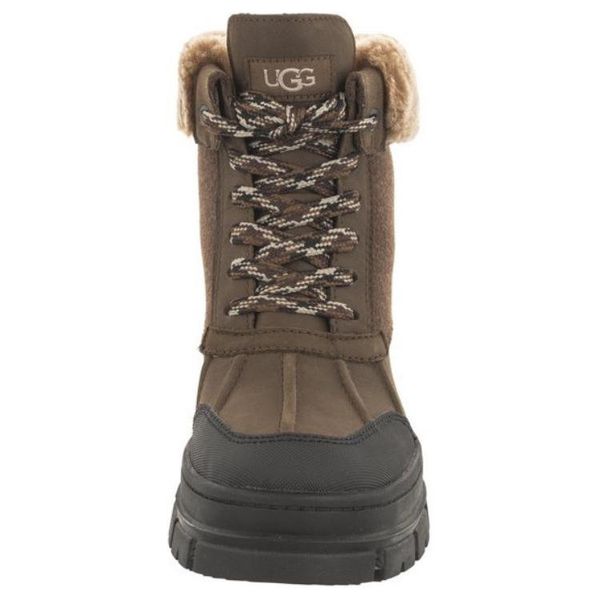 UGG