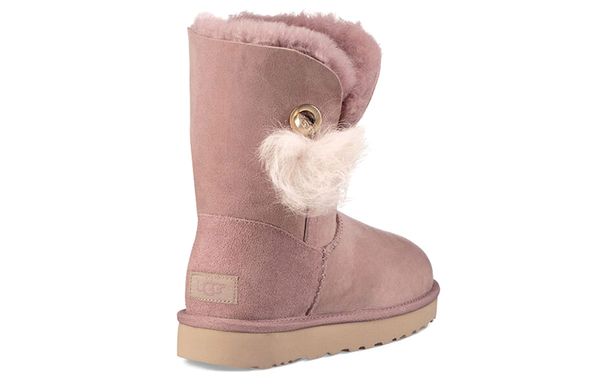 UGG MID