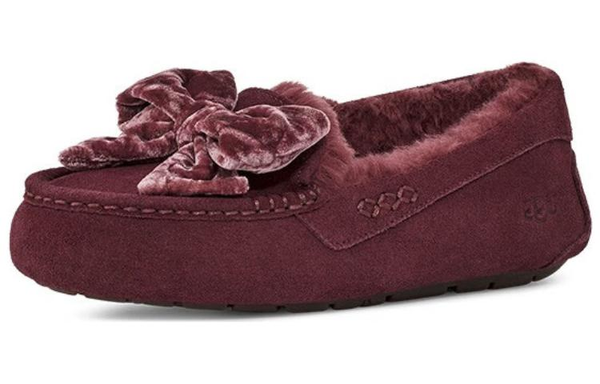 UGG