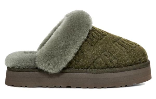 UGG