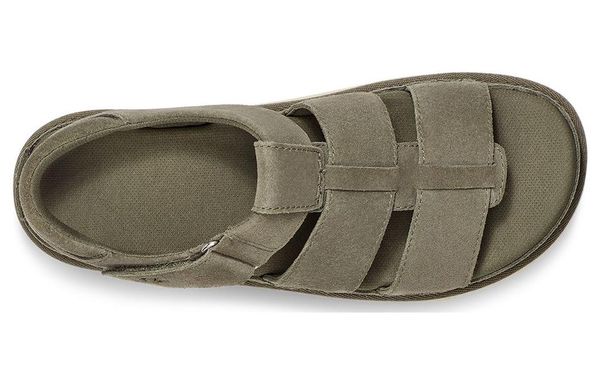 UGG