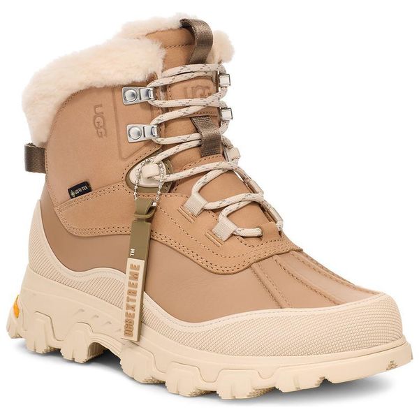 UGG