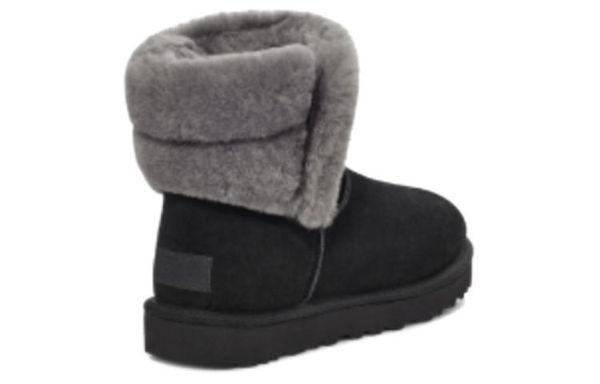 UGG