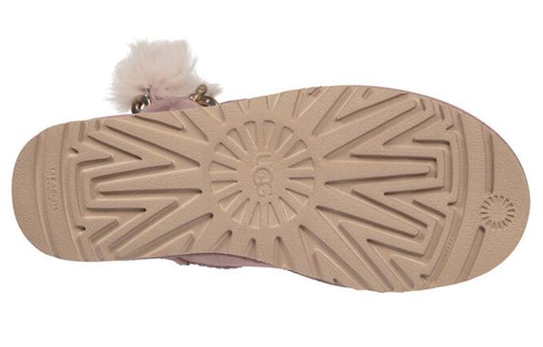 UGG MID