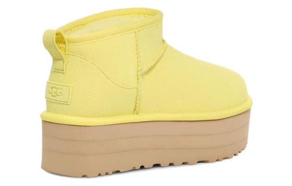 UGG