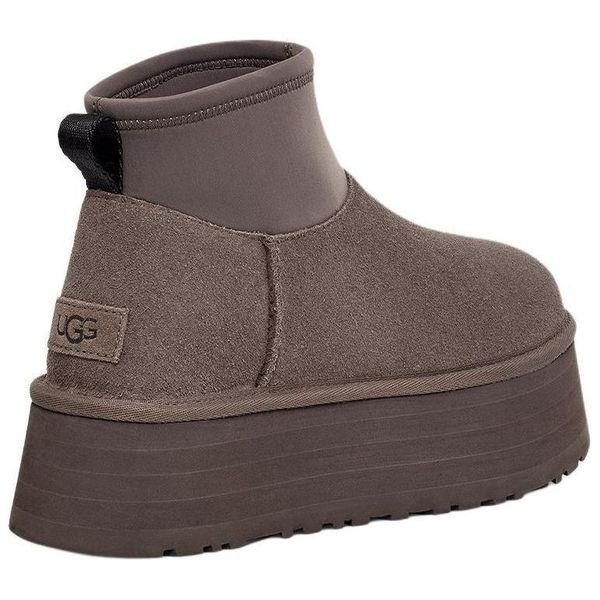 UGG LEITING