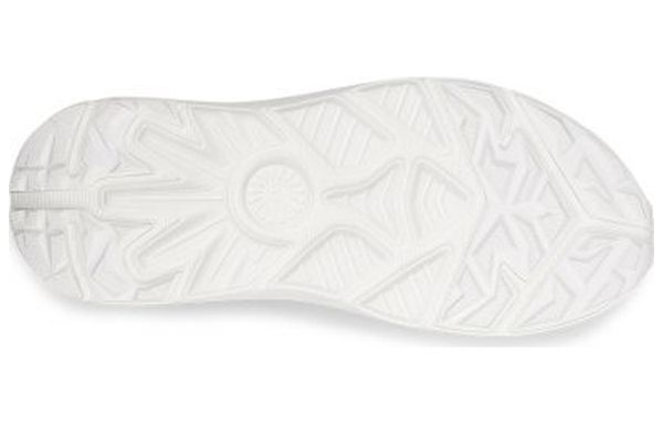 UGG CA805
