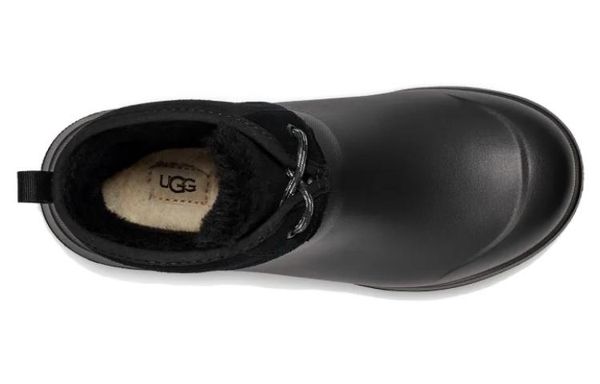 UGG