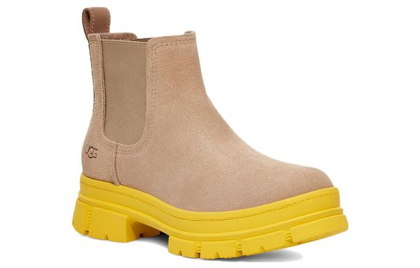 UGG