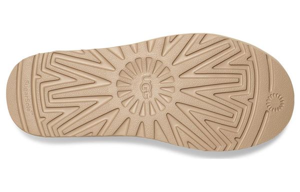 UGG Tasman Crafted