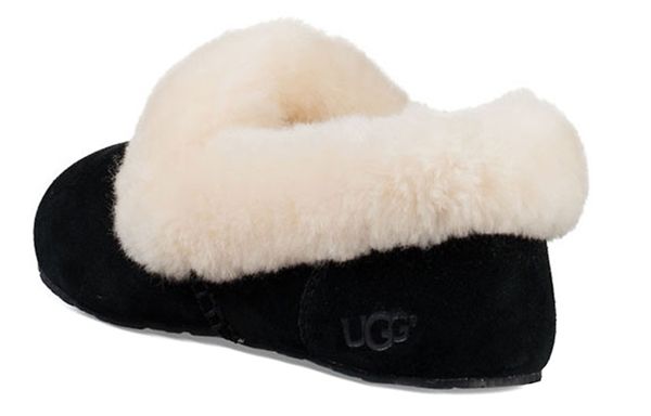UGG Casual