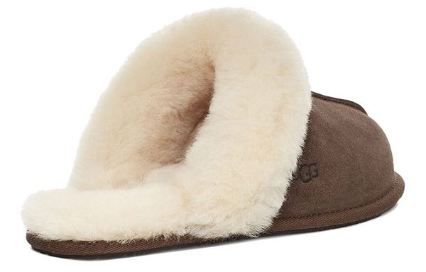 UGG