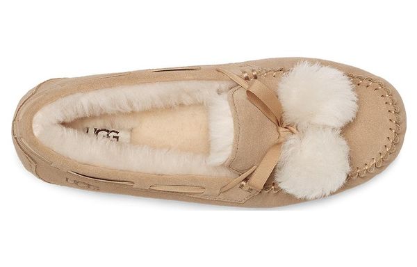 UGG