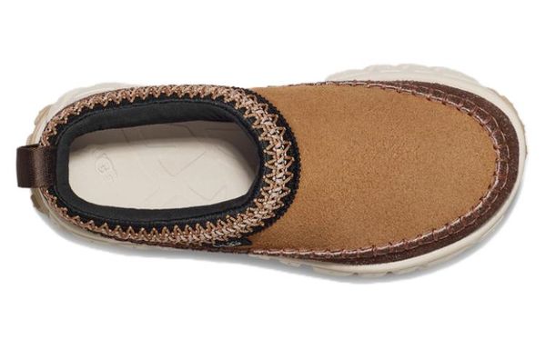 UGG