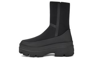 UGG 6,3