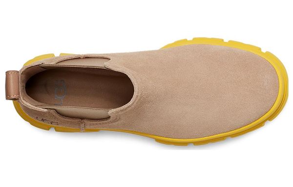 UGG