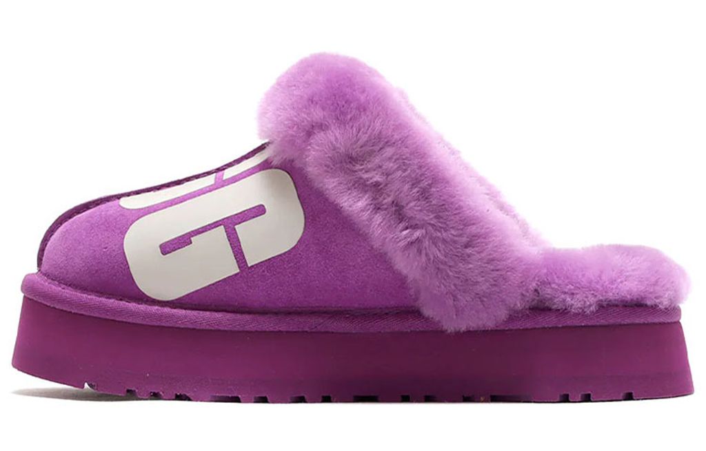 UGG
