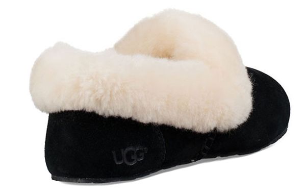 UGG Casual