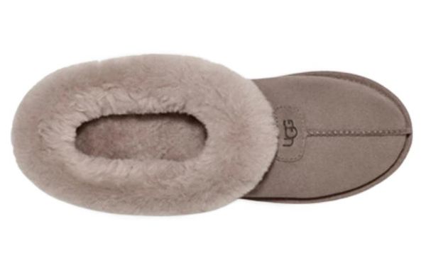 UGG