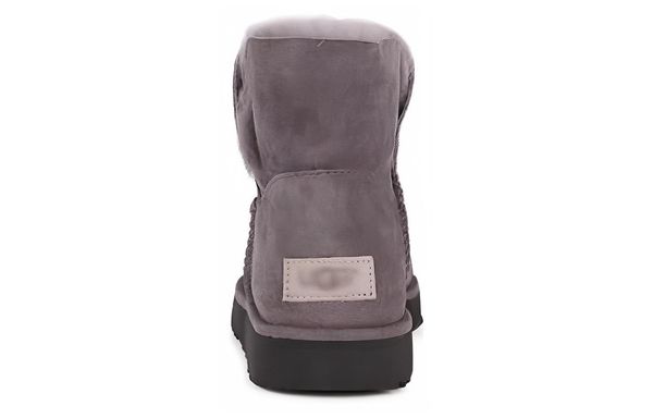 UGG
