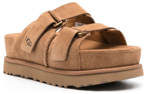 UGG