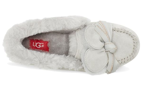 UGG