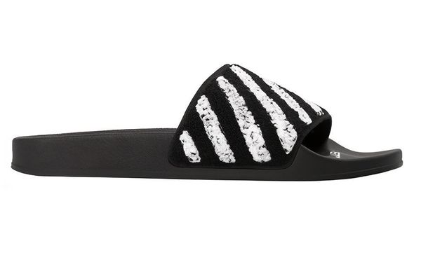OFF-WHITE