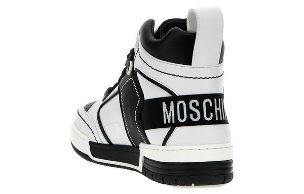 MOSCHINO