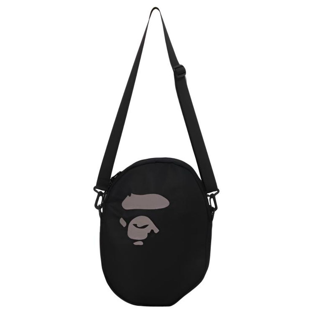 A BATHING APE ()