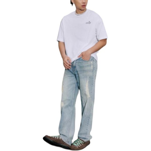 Levis T