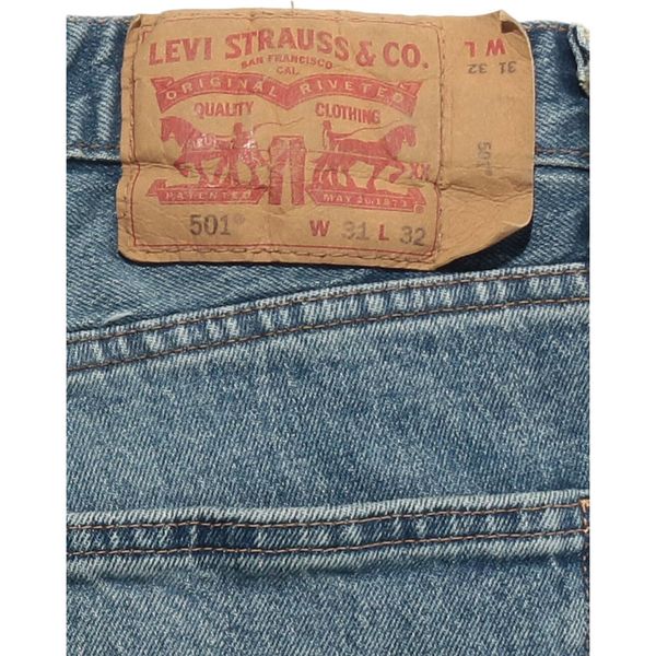 Levis