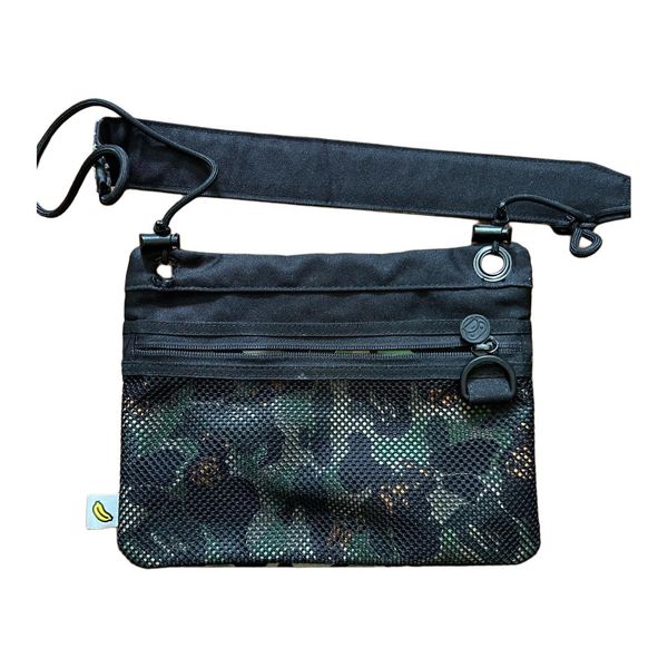 A BATHING APE ()