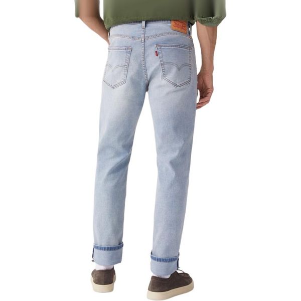 Levis