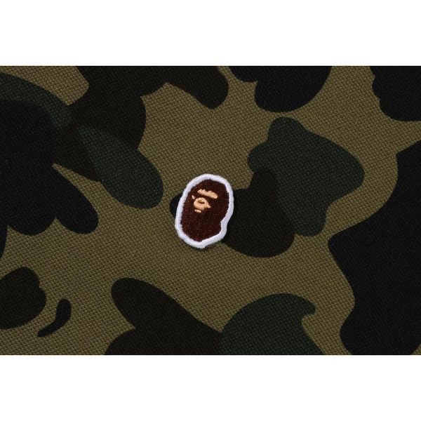 A BATHING APE